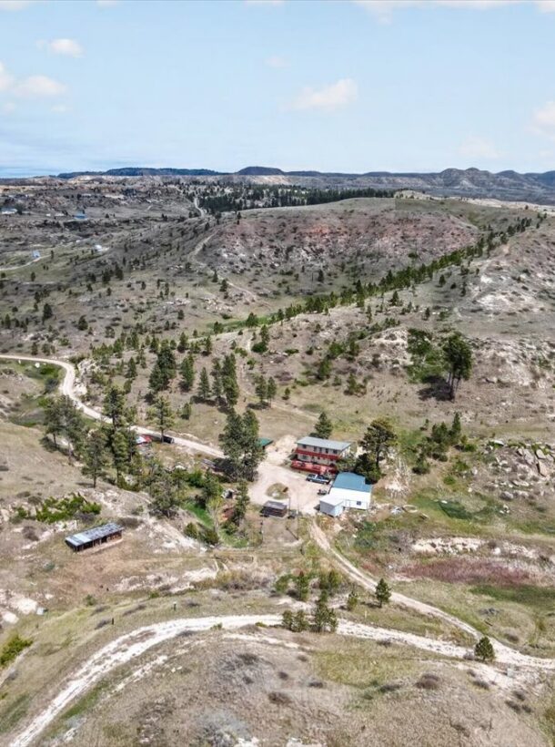 78 rocky top rd. Roundup, MT
